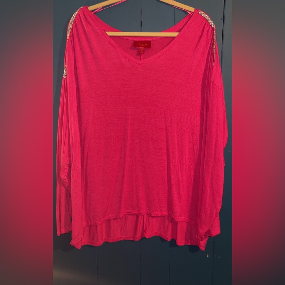 JENNIFER LOPEZ Pink Top